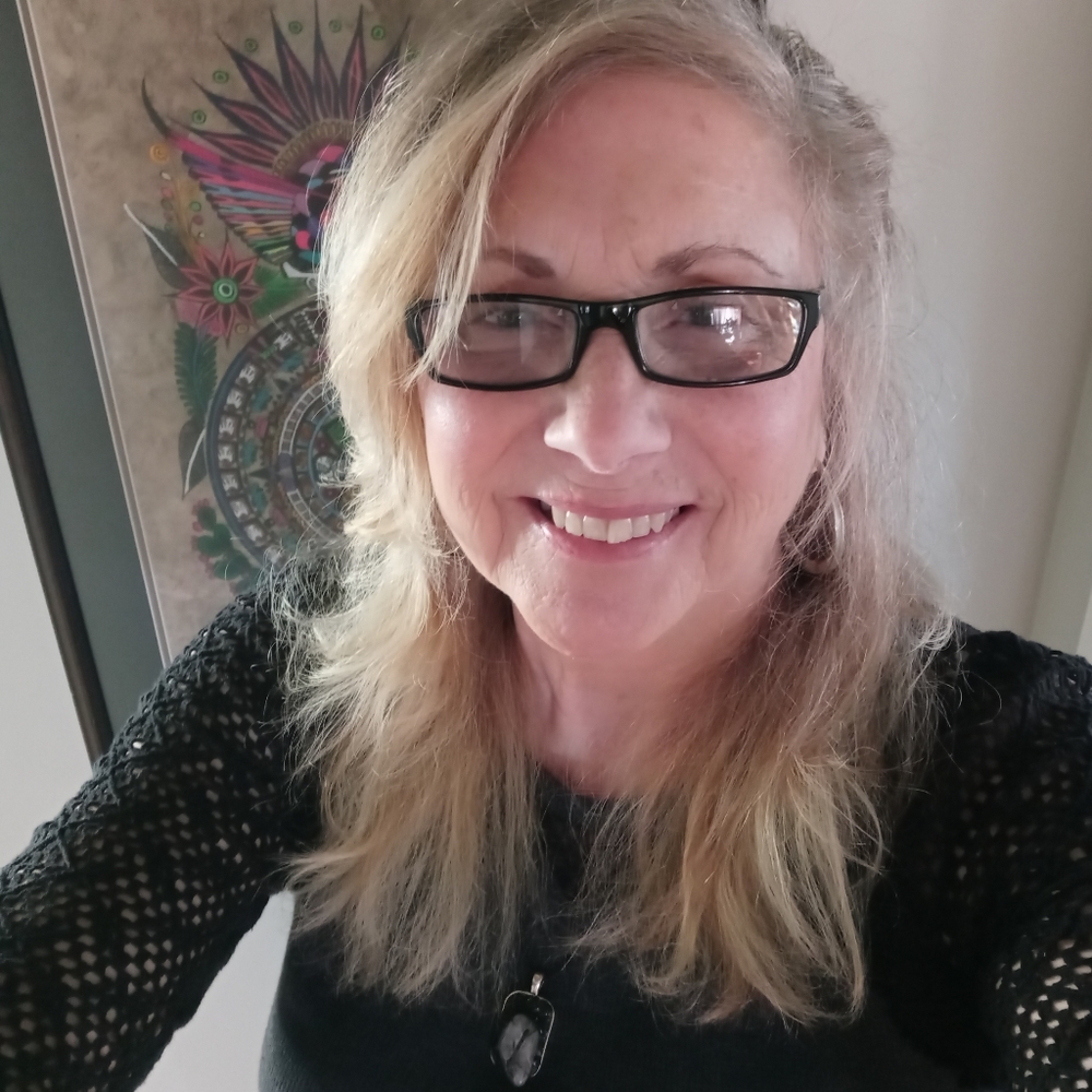 Meet your Posher, Aileen